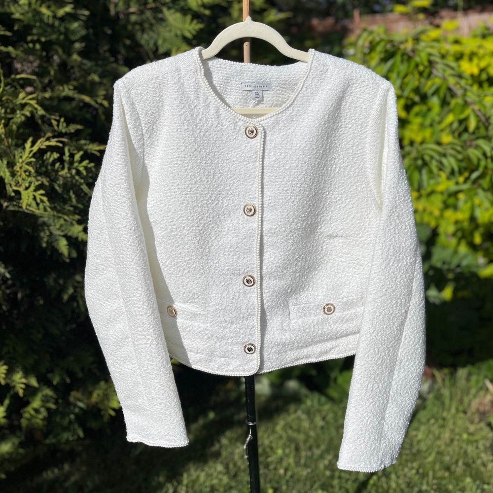Free Assembly White Textured Tweed Cropped Jacket Rose Gold Buttons XXL NEW